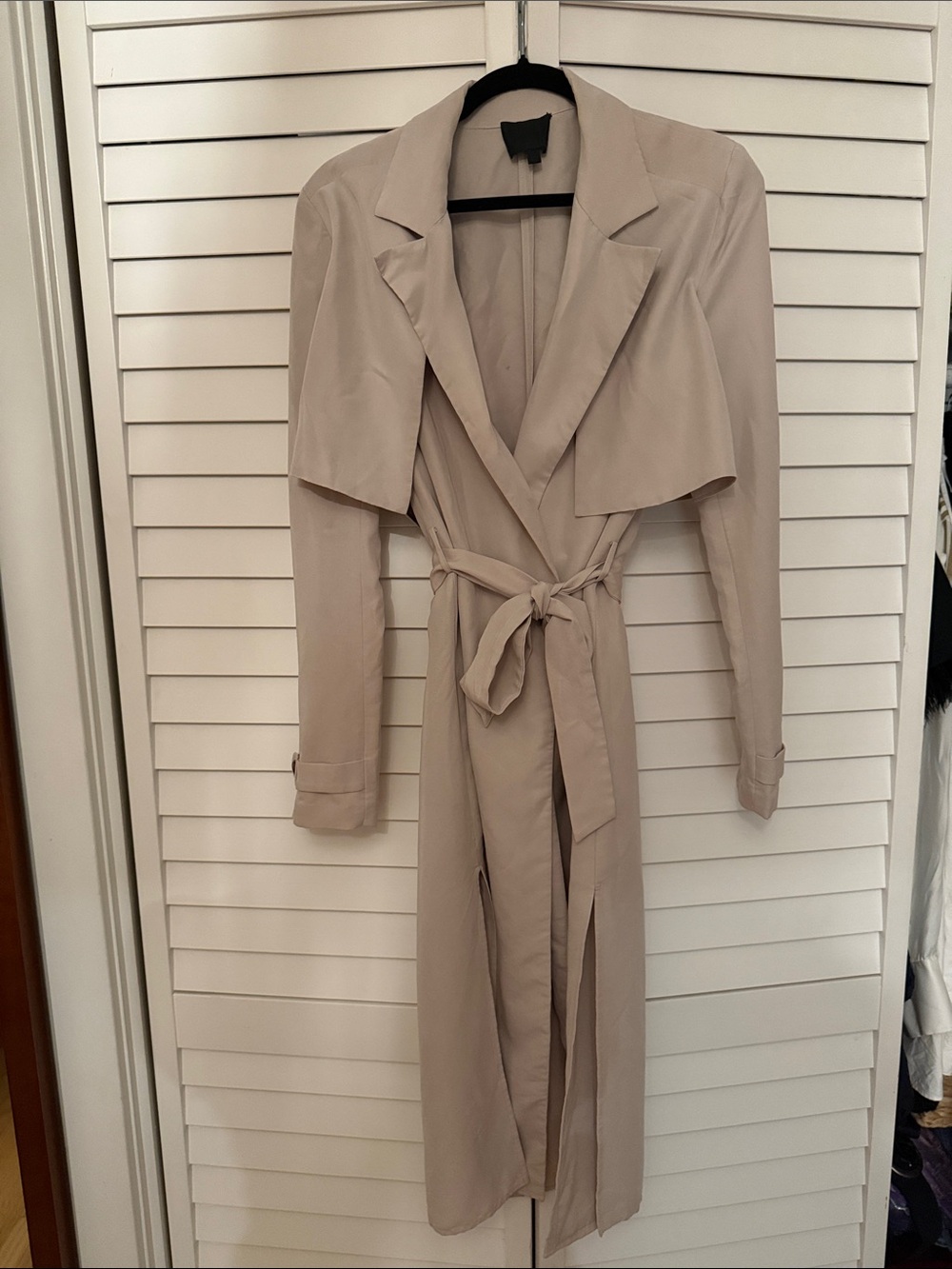 Intermix Light Beige Trench Coat with Waist Tie Size Small